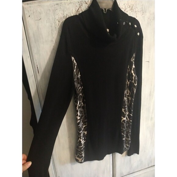 Cache Turtleneck Leopard Animal Print Top Sm Black Preppy Office Comfy Classic - Picture 3 of 9